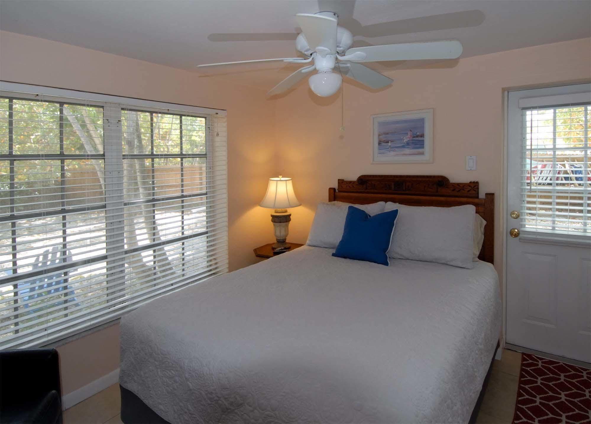 Seahorse Cottages - Adults Only Sanibel Exterior foto